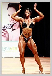maria-wattel-tall-amazon-female-bodybuilder (10).JPG